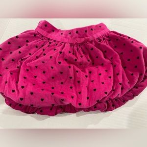 Baby Gap toddler girl pink bubble hem corduroy skirt with black hearts size 2